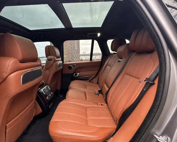 Сірий Ленд Ровер Рендж Ровер, об'ємом двигуна 4.37 л та пробігом 124 тис. км за 38999 $, фото 120 на Automoto.ua