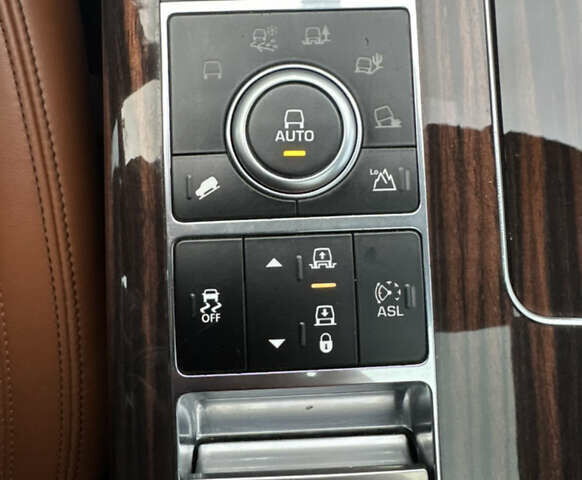 Сірий Ленд Ровер Рендж Ровер, об'ємом двигуна 4.37 л та пробігом 124 тис. км за 37999 $, фото 67 на Automoto.ua