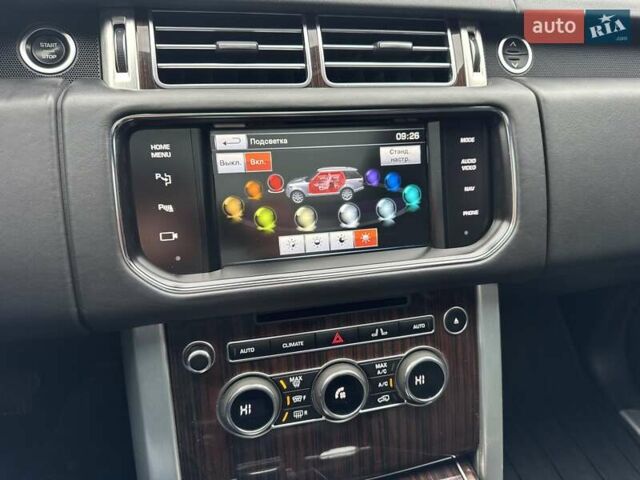 Серый Ленд Ровер Рендж Ровер, объемом двигателя 3 л и пробегом 83 тыс. км за 36900 $, фото 37 на Automoto.ua