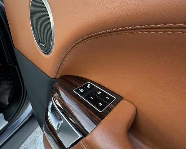 Сірий Ленд Ровер Рендж Ровер, об'ємом двигуна 4.37 л та пробігом 124 тис. км за 37999 $, фото 26 на Automoto.ua