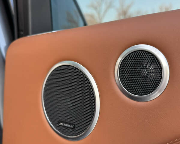 Сірий Ленд Ровер Рендж Ровер, об'ємом двигуна 4.37 л та пробігом 124 тис. км за 37999 $, фото 19 на Automoto.ua