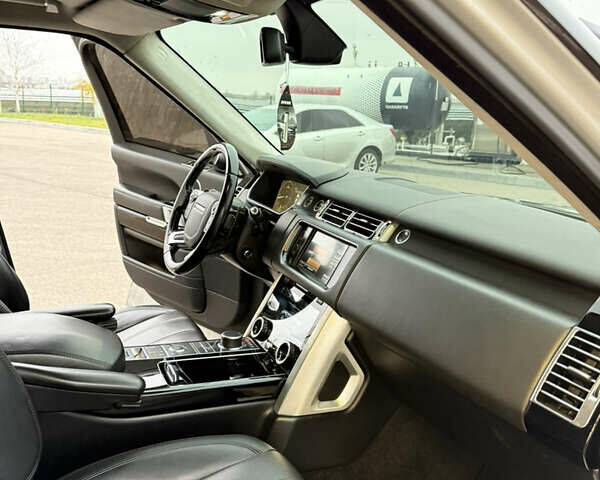 Серый Ленд Ровер Рендж Ровер, объемом двигателя 3 л и пробегом 230 тыс. км за 27000 $, фото 16 на Automoto.ua