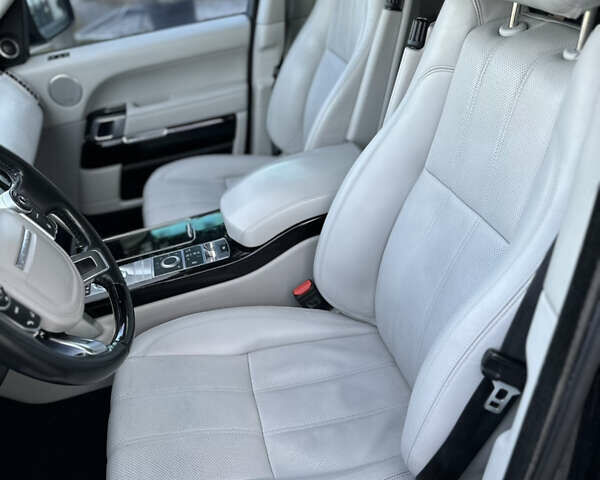 Серый Ленд Ровер Рендж Ровер, объемом двигателя 3 л и пробегом 206 тыс. км за 26100 $, фото 9 на Automoto.ua