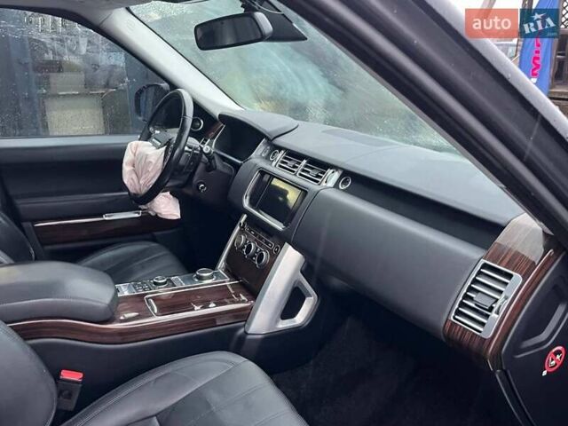 Сірий Ленд Ровер Рендж Ровер, об'ємом двигуна 3 л та пробігом 197 тис. км за 15900 $, фото 16 на Automoto.ua