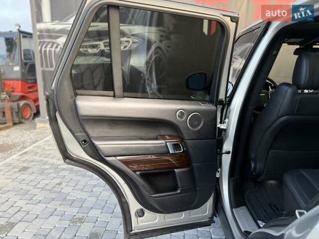 Серый Ленд Ровер Рендж Ровер, объемом двигателя 3 л и пробегом 176 тыс. км за 27800 $, фото 61 на Automoto.ua