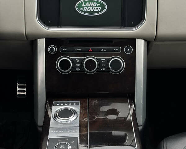 Сірий Ленд Ровер Рендж Ровер, об'ємом двигуна 5 л та пробігом 117 тис. км за 33300 $, фото 27 на Automoto.ua