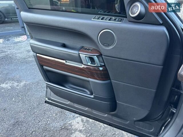 Сірий Ленд Ровер Рендж Ровер, об'ємом двигуна 3 л та пробігом 83 тис. км за 36900 $, фото 136 на Automoto.ua