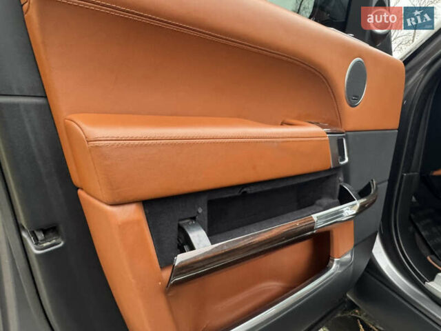 Сірий Ленд Ровер Рендж Ровер, об'ємом двигуна 4.37 л та пробігом 124 тис. км за 37999 $, фото 81 на Automoto.ua