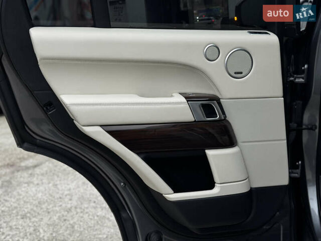 Серый Ленд Ровер Рендж Ровер, объемом двигателя 3 л и пробегом 213 тыс. км за 29999 $, фото 42 на Automoto.ua