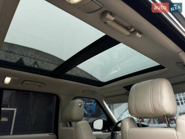 Серый Ленд Ровер Рендж Ровер, объемом двигателя 3 л и пробегом 213 тыс. км за 29999 $, фото 59 на Automoto.ua