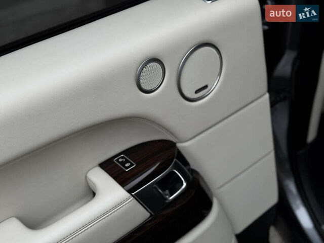 Сірий Ленд Ровер Рендж Ровер, об'ємом двигуна 3 л та пробігом 213 тис. км за 29999 $, фото 43 на Automoto.ua