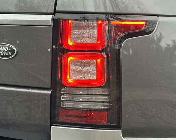 Сірий Ленд Ровер Рендж Ровер, об'ємом двигуна 4.37 л та пробігом 124 тис. км за 38999 $, фото 79 на Automoto.ua