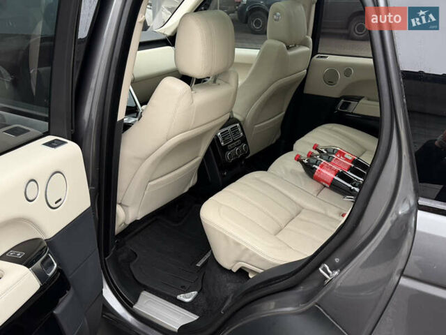 Сірий Ленд Ровер Рендж Ровер, об'ємом двигуна 3 л та пробігом 206 тис. км за 23600 $, фото 13 на Automoto.ua