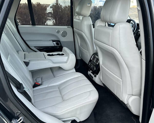 Серый Ленд Ровер Рендж Ровер, объемом двигателя 3 л и пробегом 206 тыс. км за 26100 $, фото 14 на Automoto.ua