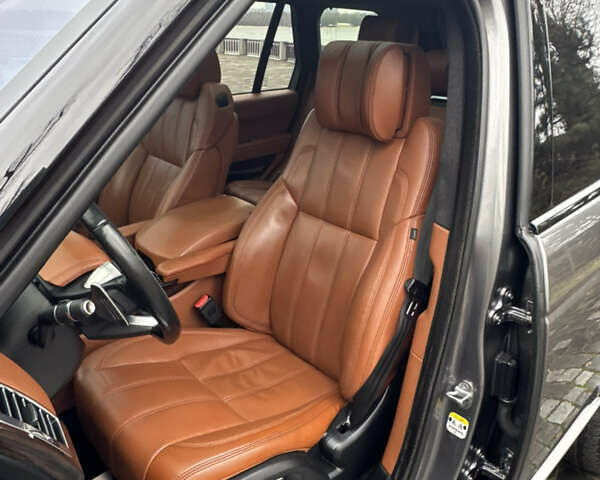 Сірий Ленд Ровер Рендж Ровер, об'ємом двигуна 4.37 л та пробігом 124 тис. км за 38999 $, фото 16 на Automoto.ua