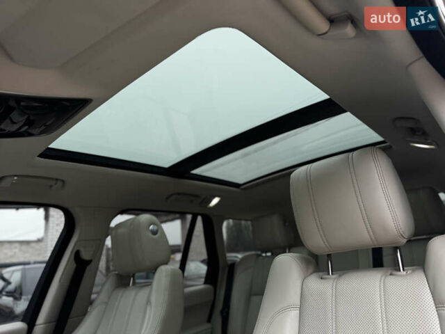 Серый Ленд Ровер Рендж Ровер, объемом двигателя 3 л и пробегом 213 тыс. км за 29999 $, фото 30 на Automoto.ua