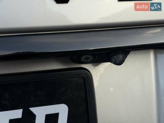 Серый Ленд Ровер Рендж Ровер, объемом двигателя 3 л и пробегом 176 тыс. км за 27800 $, фото 20 на Automoto.ua