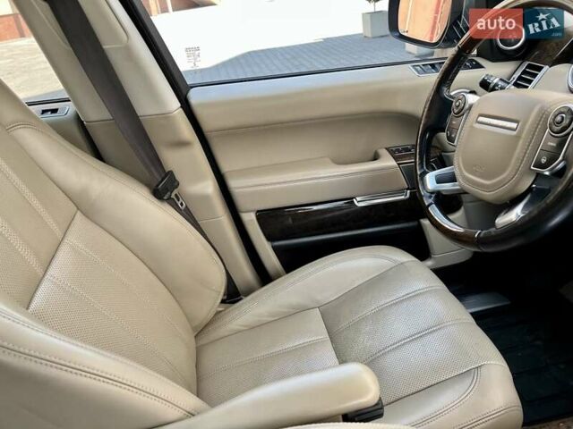 Серый Ленд Ровер Рендж Ровер, объемом двигателя 3 л и пробегом 146 тыс. км за 32900 $, фото 23 на Automoto.ua