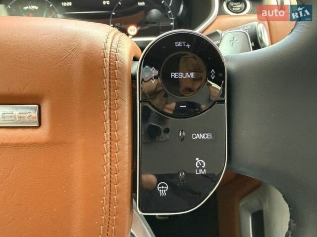 Серый Ленд Ровер Рендж Ровер, объемом двигателя 4.4 л и пробегом 125 тыс. км за 37900 $, фото 47 на Automoto.ua