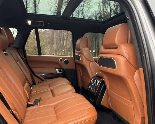 Сірий Ленд Ровер Рендж Ровер, об'ємом двигуна 4.37 л та пробігом 124 тис. км за 38999 $, фото 21 на Automoto.ua