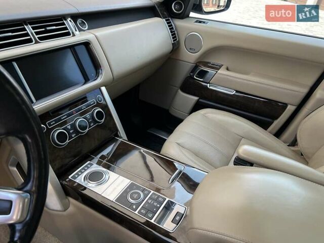 Серый Ленд Ровер Рендж Ровер, объемом двигателя 3 л и пробегом 146 тыс. км за 32900 $, фото 3 на Automoto.ua