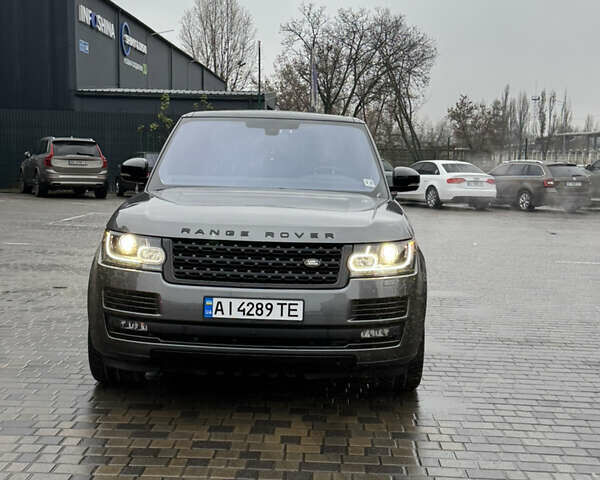 Серый Ленд Ровер Рендж Ровер, объемом двигателя 5 л и пробегом 125 тыс. км за 56000 $, фото 32 на Automoto.ua