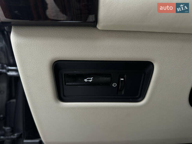 Сірий Ленд Ровер Рендж Ровер, об'ємом двигуна 3 л та пробігом 213 тис. км за 29999 $, фото 28 на Automoto.ua