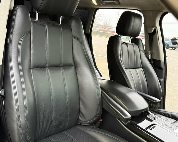 Серый Ленд Ровер Рендж Ровер, объемом двигателя 3 л и пробегом 230 тыс. км за 27000 $, фото 15 на Automoto.ua