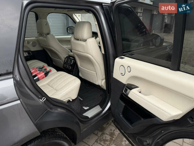 Сірий Ленд Ровер Рендж Ровер, об'ємом двигуна 3 л та пробігом 206 тис. км за 23600 $, фото 18 на Automoto.ua