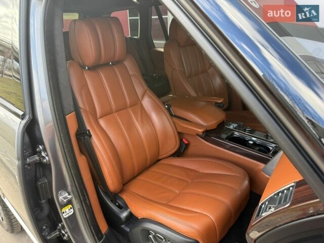 Серый Ленд Ровер Рендж Ровер, объемом двигателя 4.4 л и пробегом 125 тыс. км за 37900 $, фото 24 на Automoto.ua