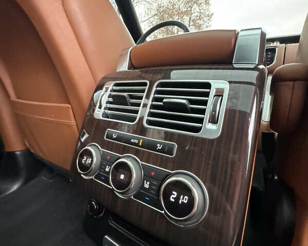 Сірий Ленд Ровер Рендж Ровер, об'ємом двигуна 4.37 л та пробігом 124 тис. км за 38999 $, фото 27 на Automoto.ua