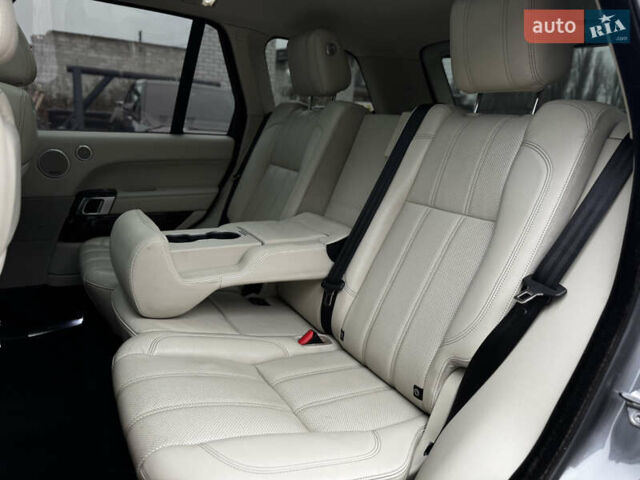 Серый Ленд Ровер Рендж Ровер, объемом двигателя 3 л и пробегом 213 тыс. км за 29999 $, фото 45 на Automoto.ua