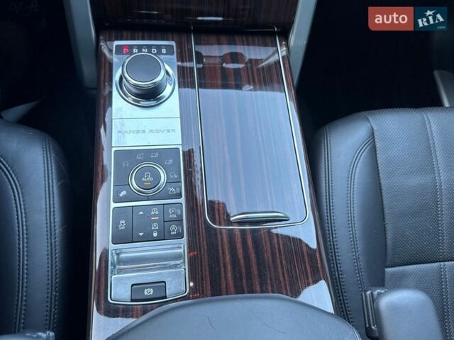Сірий Ленд Ровер Рендж Ровер, об'ємом двигуна 3 л та пробігом 83 тис. км за 36900 $, фото 102 на Automoto.ua