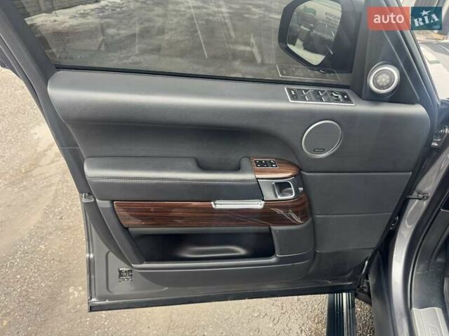 Серый Ленд Ровер Рендж Ровер, объемом двигателя 3 л и пробегом 83 тыс. км за 36900 $, фото 145 на Automoto.ua