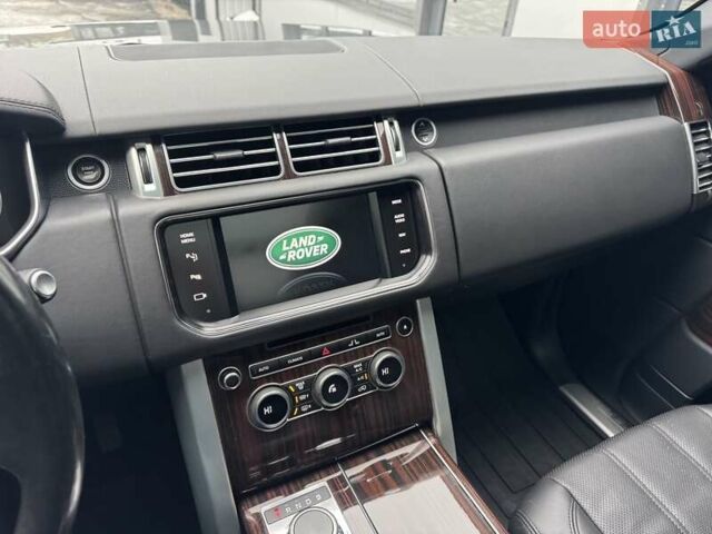 Серый Ленд Ровер Рендж Ровер, объемом двигателя 3 л и пробегом 83 тыс. км за 36900 $, фото 142 на Automoto.ua