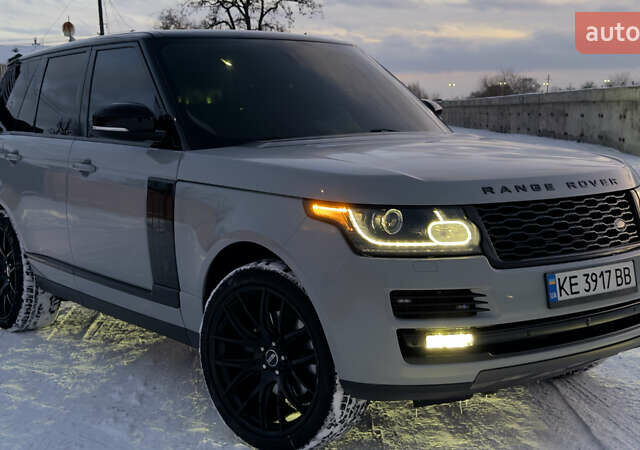 Серый Ленд Ровер Рендж Ровер, объемом двигателя 3 л и пробегом 237 тыс. км за 31000 $, фото 1 на Automoto.ua