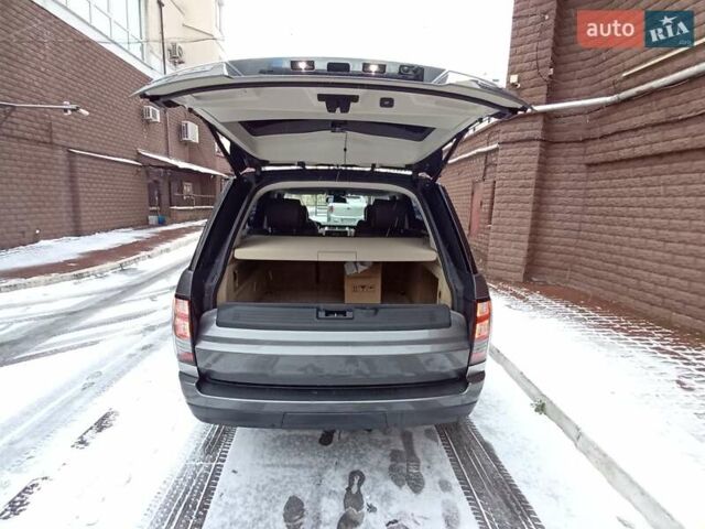 Сірий Ленд Ровер Рендж Ровер, об'ємом двигуна 4.37 л та пробігом 198 тис. км за 41000 $, фото 9 на Automoto.ua