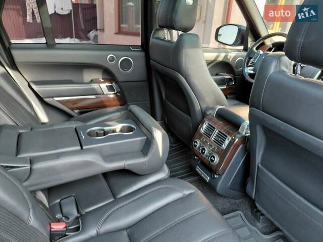 Серый Ленд Ровер Рендж Ровер, объемом двигателя 2.99 л и пробегом 204 тыс. км за 35000 $, фото 53 на Automoto.ua