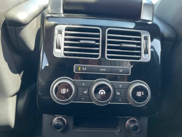 Серый Ленд Ровер Рендж Ровер, объемом двигателя 4.4 л и пробегом 156 тыс. км за 47999 $, фото 19 на Automoto.ua