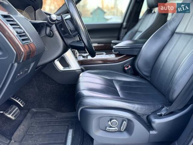 Сірий Ленд Ровер Рендж Ровер, об'ємом двигуна 5 л та пробігом 156 тис. км за 38700 $, фото 13 на Automoto.ua