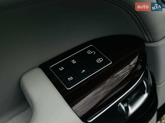 Сірий Ленд Ровер Рендж Ровер, об'ємом двигуна 2.99 л та пробігом 198 тис. км за 29999 $, фото 12 на Automoto.ua