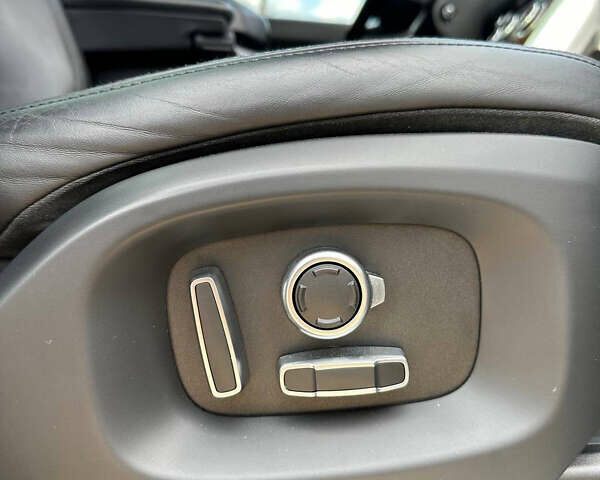 Серый Ленд Ровер Рендж Ровер, объемом двигателя 2.99 л и пробегом 189 тыс. км за 31000 $, фото 15 на Automoto.ua