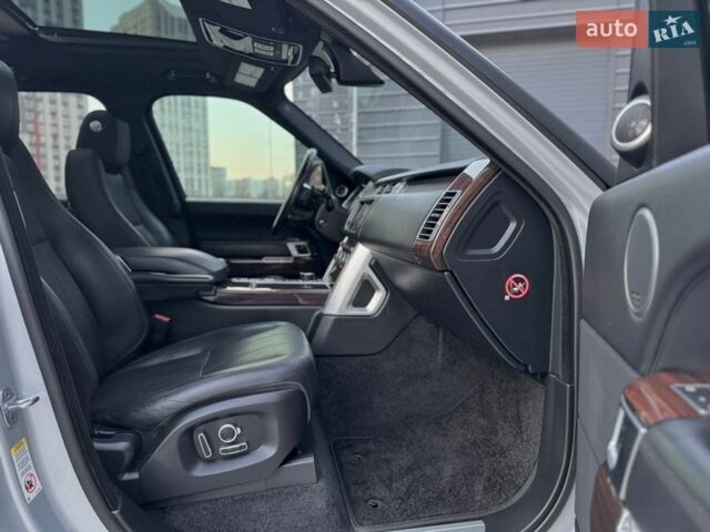 Серый Ленд Ровер Рендж Ровер, объемом двигателя 3 л и пробегом 216 тыс. км за 36996 $, фото 83 на Automoto.ua