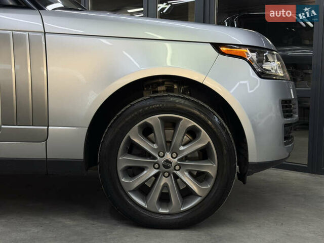 Сірий Ленд Ровер Рендж Ровер, об'ємом двигуна 2.99 л та пробігом 125 тис. км за 33900 $, фото 4 на Automoto.ua
