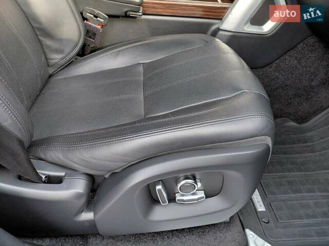 Серый Ленд Ровер Рендж Ровер, объемом двигателя 2.99 л и пробегом 204 тыс. км за 35000 $, фото 72 на Automoto.ua