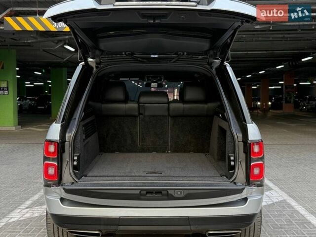 Серый Ленд Ровер Рендж Ровер, объемом двигателя 3 л и пробегом 150 тыс. км за 36990 $, фото 9 на Automoto.ua