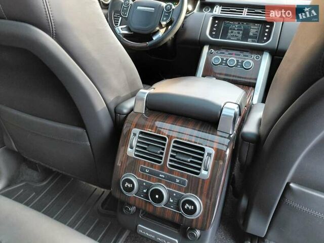 Серый Ленд Ровер Рендж Ровер, объемом двигателя 2.99 л и пробегом 204 тыс. км за 35000 $, фото 56 на Automoto.ua