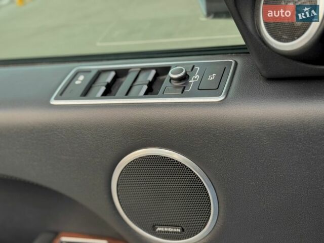 Серый Ленд Ровер Рендж Ровер, объемом двигателя 3 л и пробегом 216 тыс. км за 36996 $, фото 49 на Automoto.ua