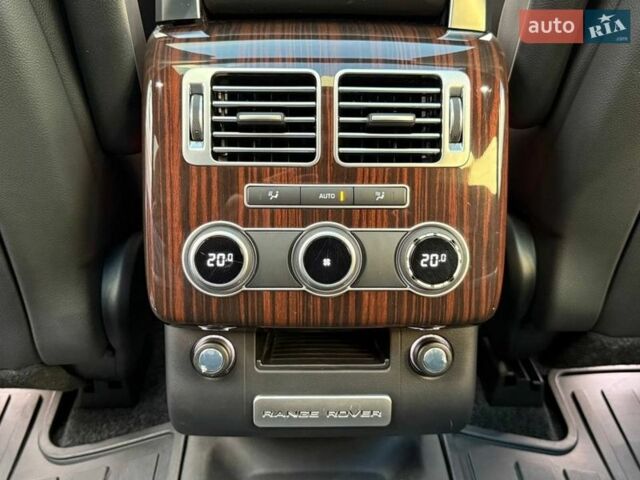Серый Ленд Ровер Рендж Ровер, объемом двигателя 3 л и пробегом 150 тыс. км за 36990 $, фото 35 на Automoto.ua