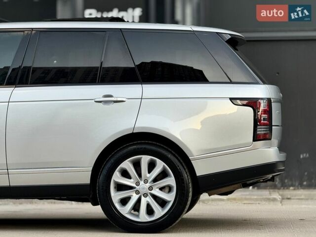 Серый Ленд Ровер Рендж Ровер, объемом двигателя 3 л и пробегом 216 тыс. км за 36996 $, фото 18 на Automoto.ua